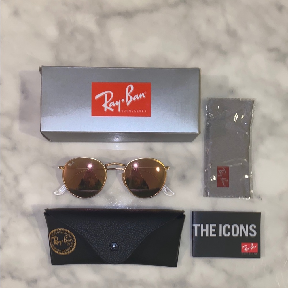 COPY - AUTHENTIC ROSE GOLD ROUND RAY BAN SUNGLASS…